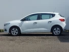 2022-dacia-sandero-10-sce-essential-small-3