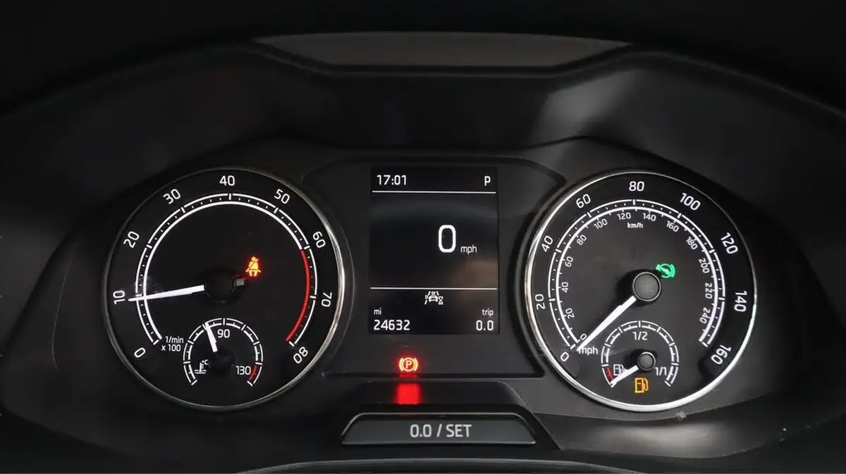 2021-skoda-kamiq-10-tsi-se-109ps-dsg-big-10