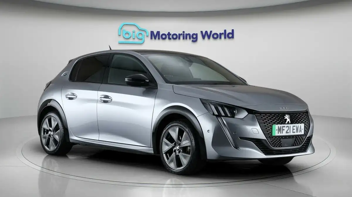 2021-peugeot-208-e-gt-50kwh-big-0