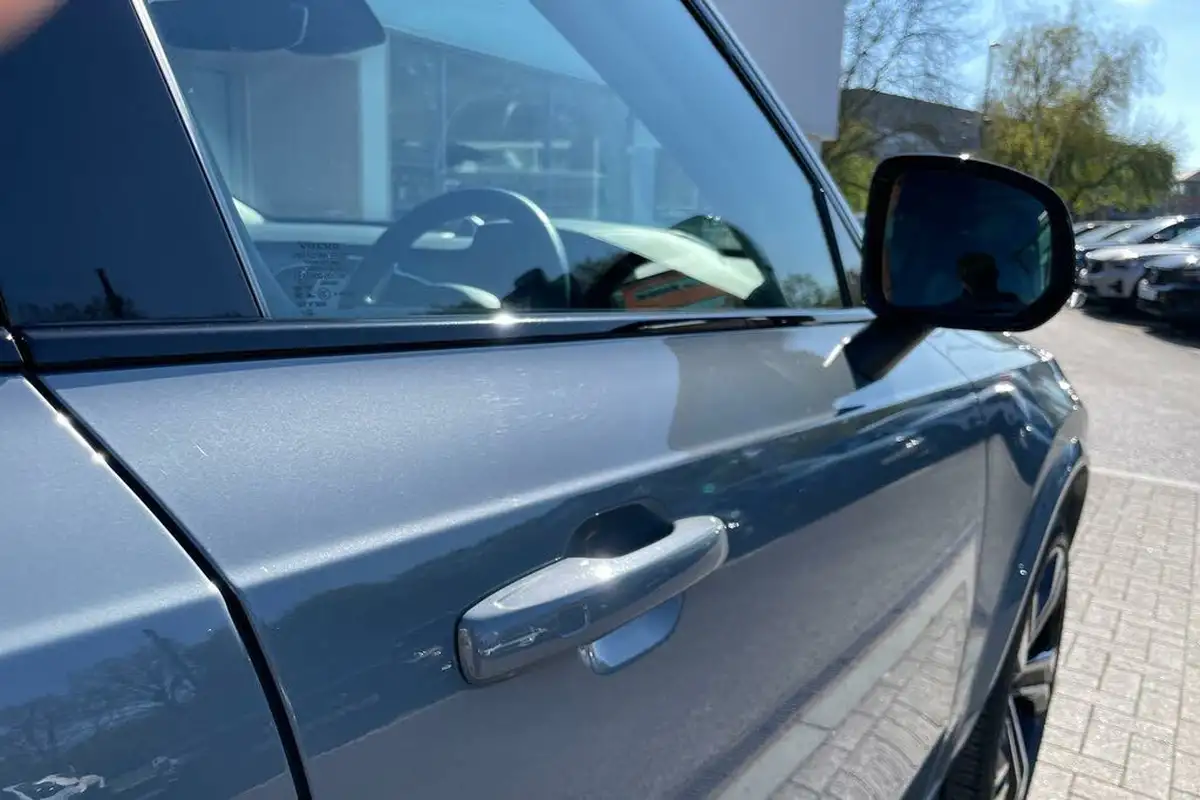 2022-volvo-xc90-20-b5-ultimate-big-16