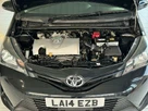 2014-toyota-yaris-small-11
