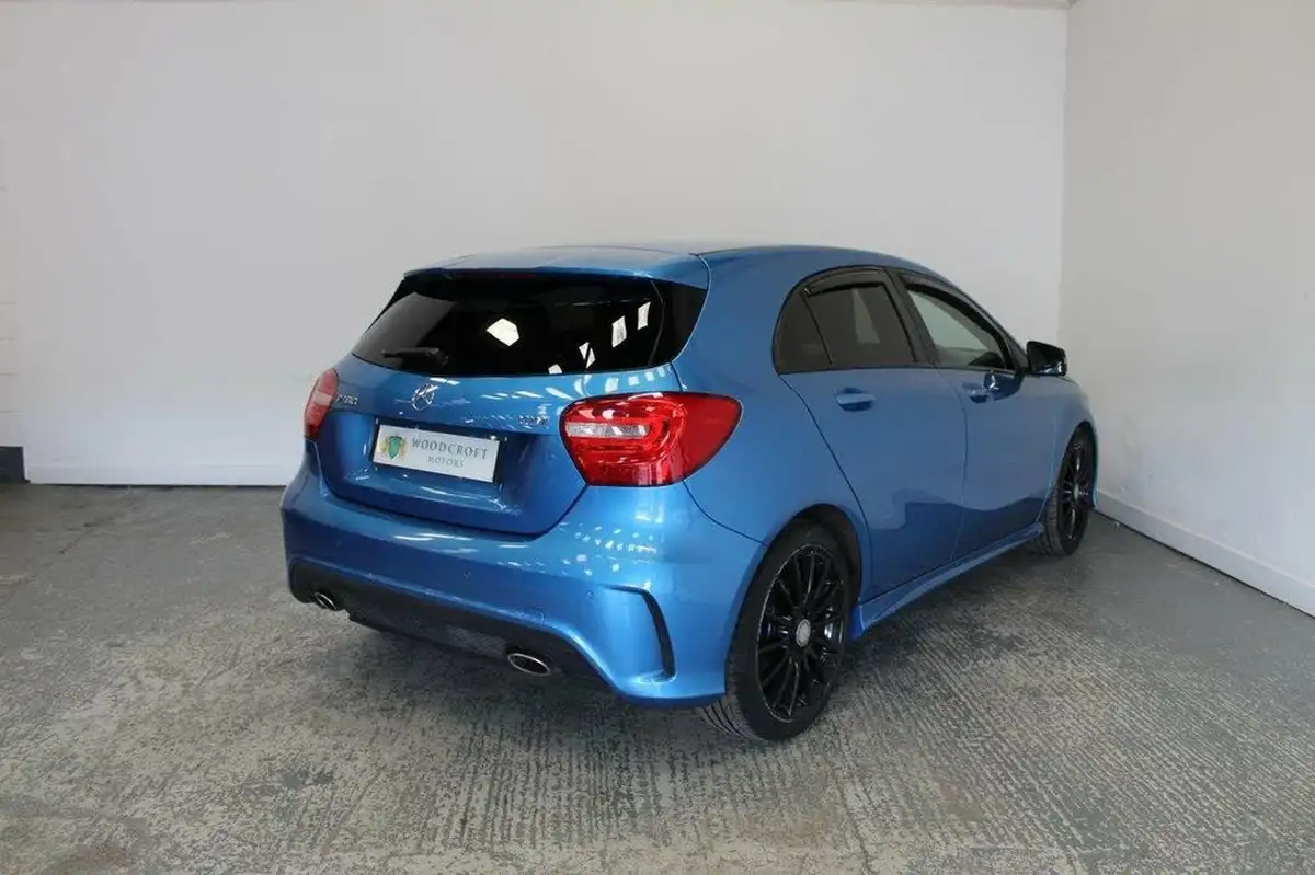2013-mercedes-benz-a-class-15-cdi-a180-amg-sport-109ps-blueefficiency-big-7