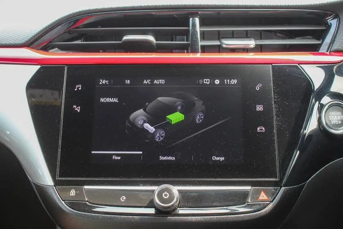 2022-vauxhall-corsa-e-gs-line-electric-big-25