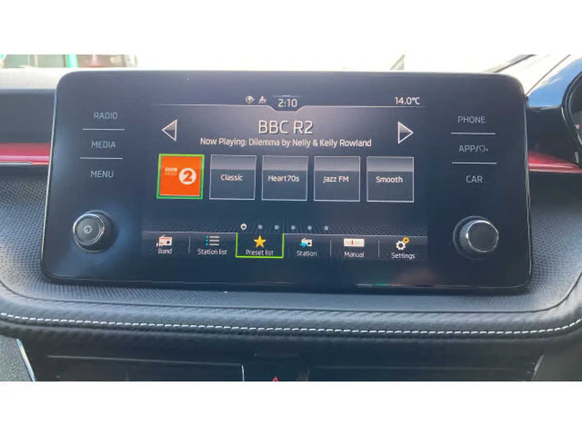 2022-skoda-fabia-15-tsi-monte-carlo-big-33