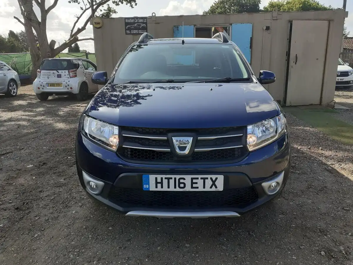 2016-dacia-sandero-stepway-09-tce-laureate-big-2