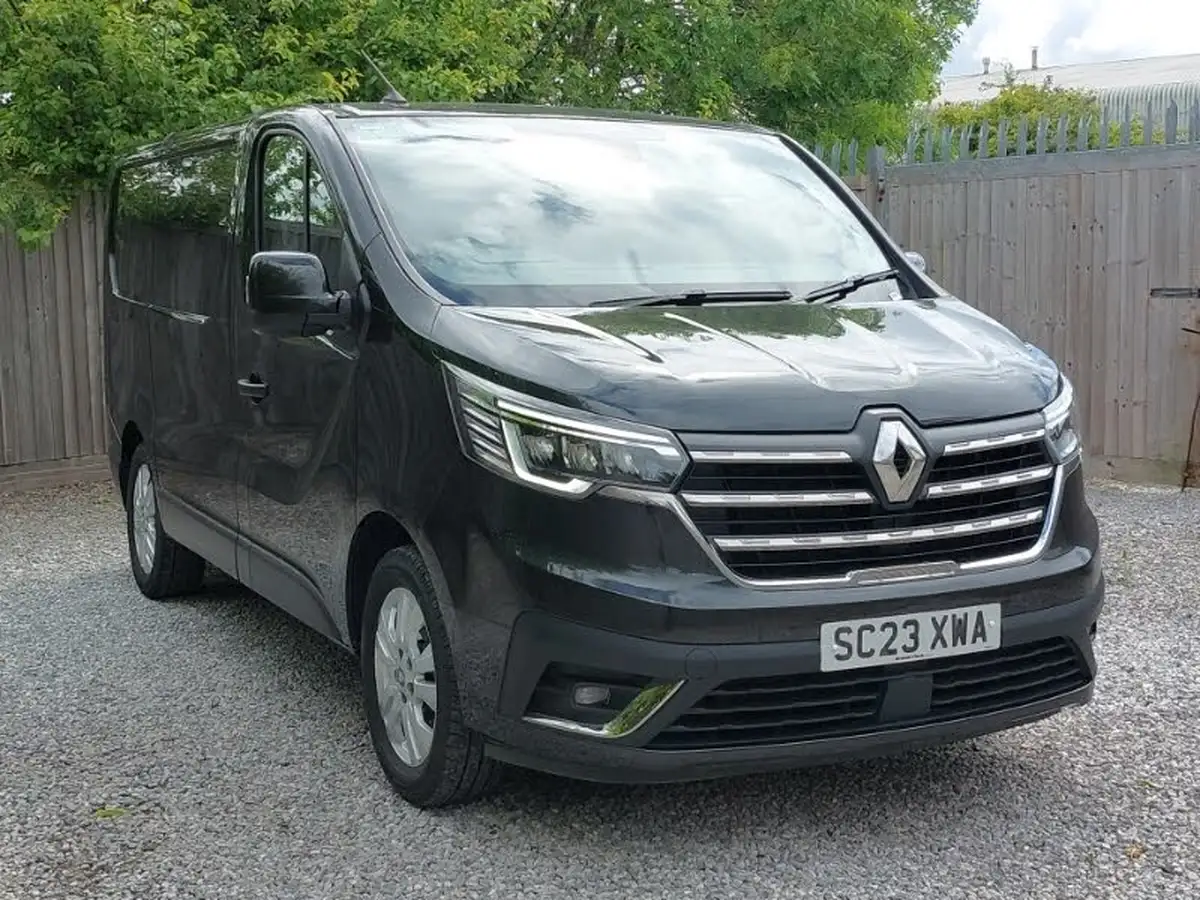 2023-renault-trafic-20dci-sl28-130-sport-big-0