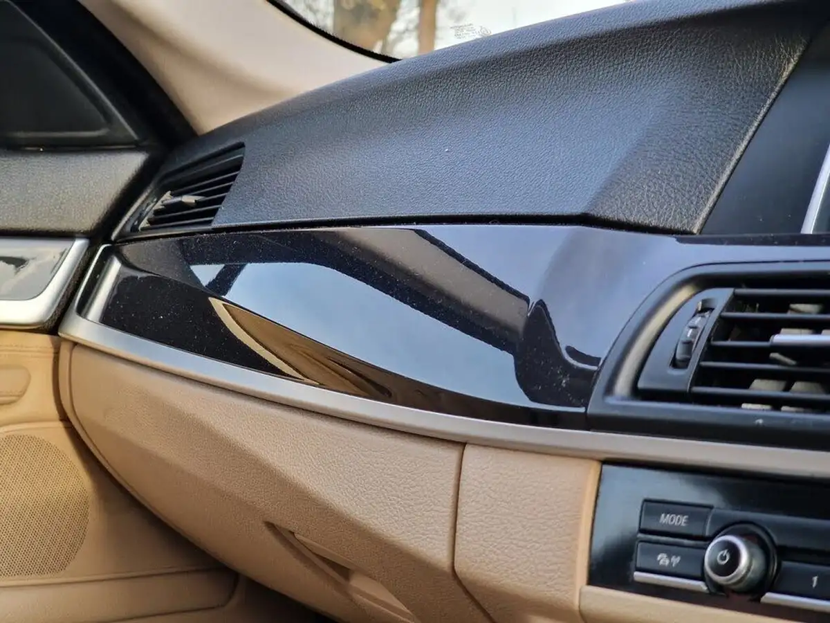 2013-bmw-5-series-20td-518d-se-saloon-4d-big-27