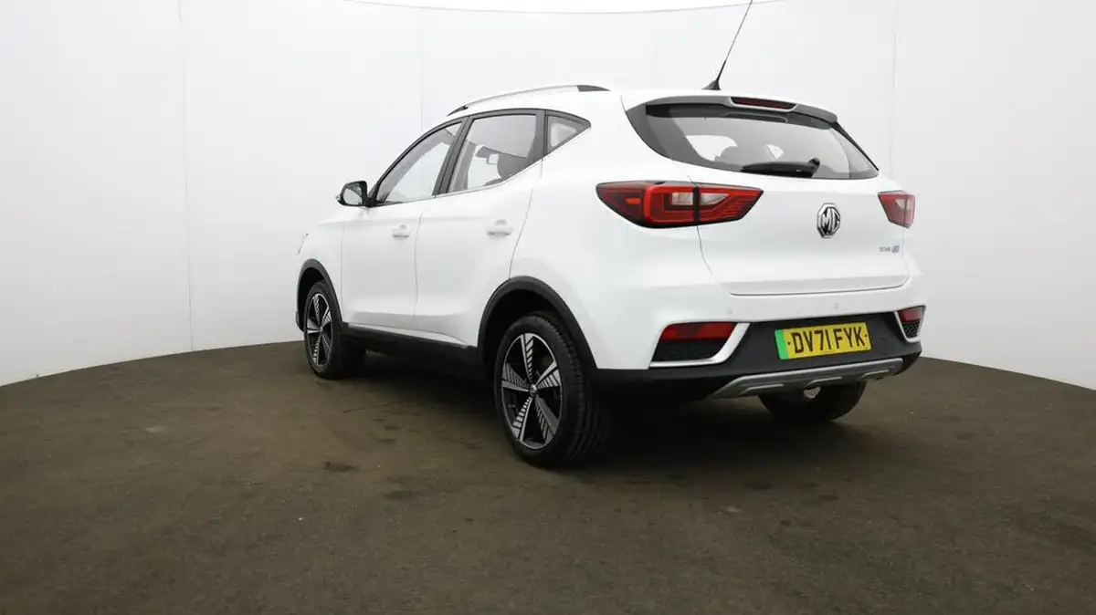 2021-mg-zs-suv-e-exclusive-ev-big-35