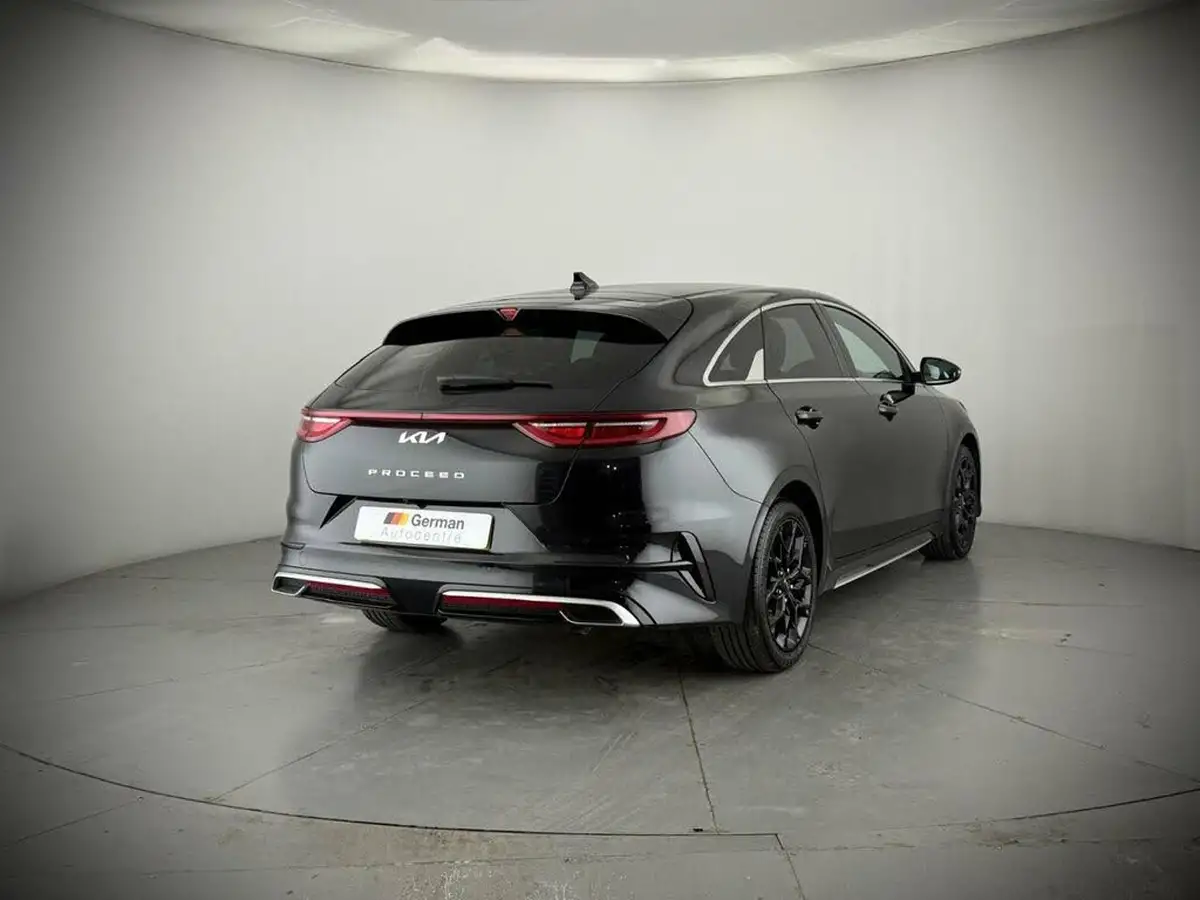 2022-kia-pro-ceed-15-t-gdi-gt-line-big-13