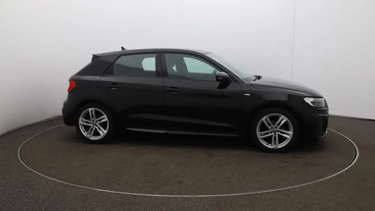 2019-audi-a1-10-25-tfsi-s-line-big-48