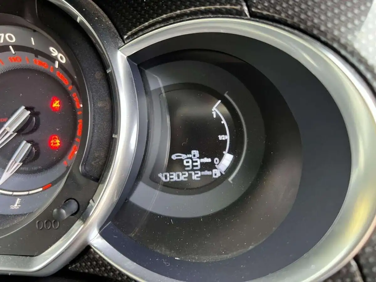 2015-citroen-ds3-16-dsport-plus-165ps-plus-ss-20145-my-big-35