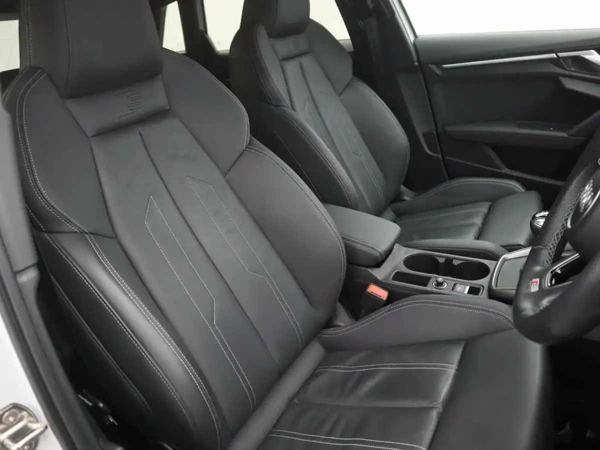 2023-audi-a3-10-30-tfsi-s-line-sportback-5d-big-10