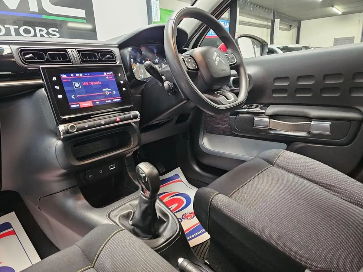 2017-citroen-c3-12-puretech-feel-68ps-big-10