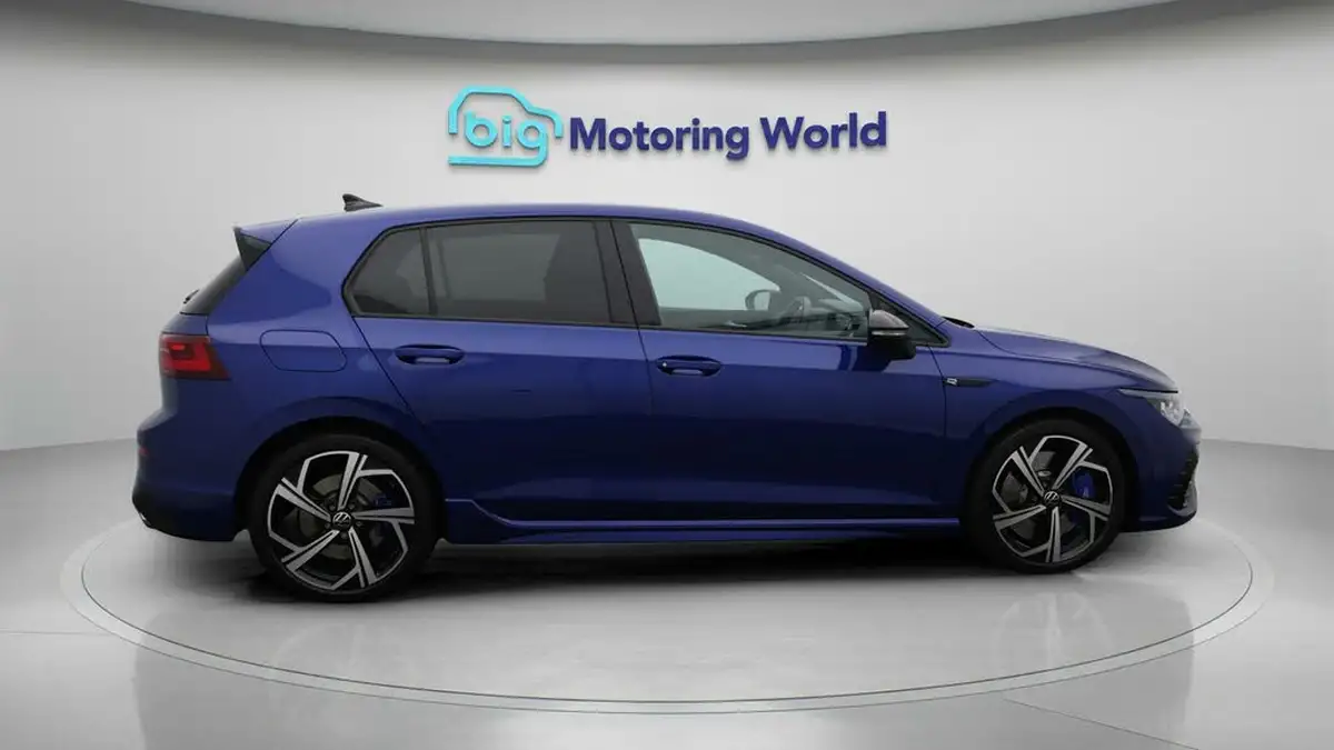 2024-volkswagen-golf-20-tsi-r-320ps-hatchback-big-8