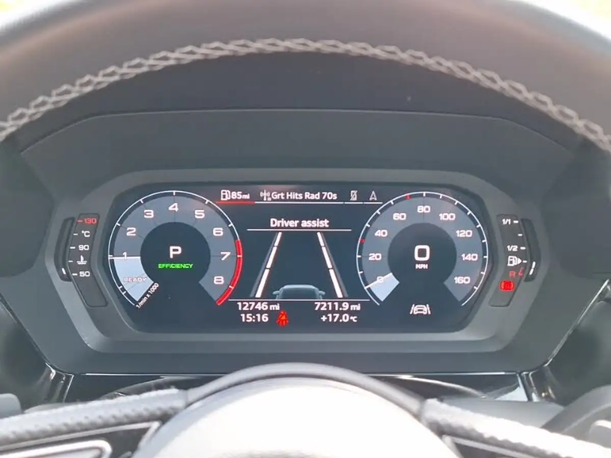 2022-audi-a3-15-35-tfsi-s-line-sportback-5d-tronic-big-9