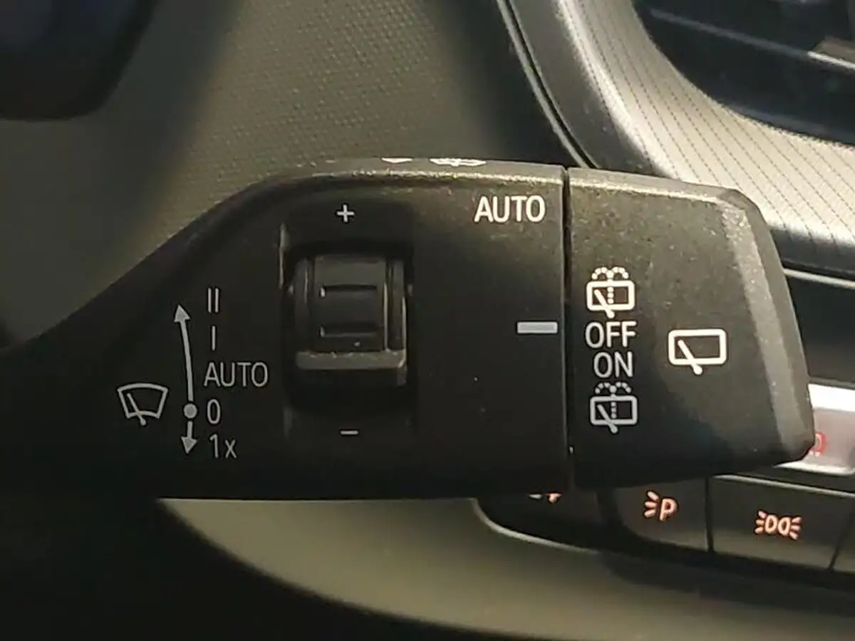 2024-bmw-1-series-15-118i-m-sport-lcp-big-17