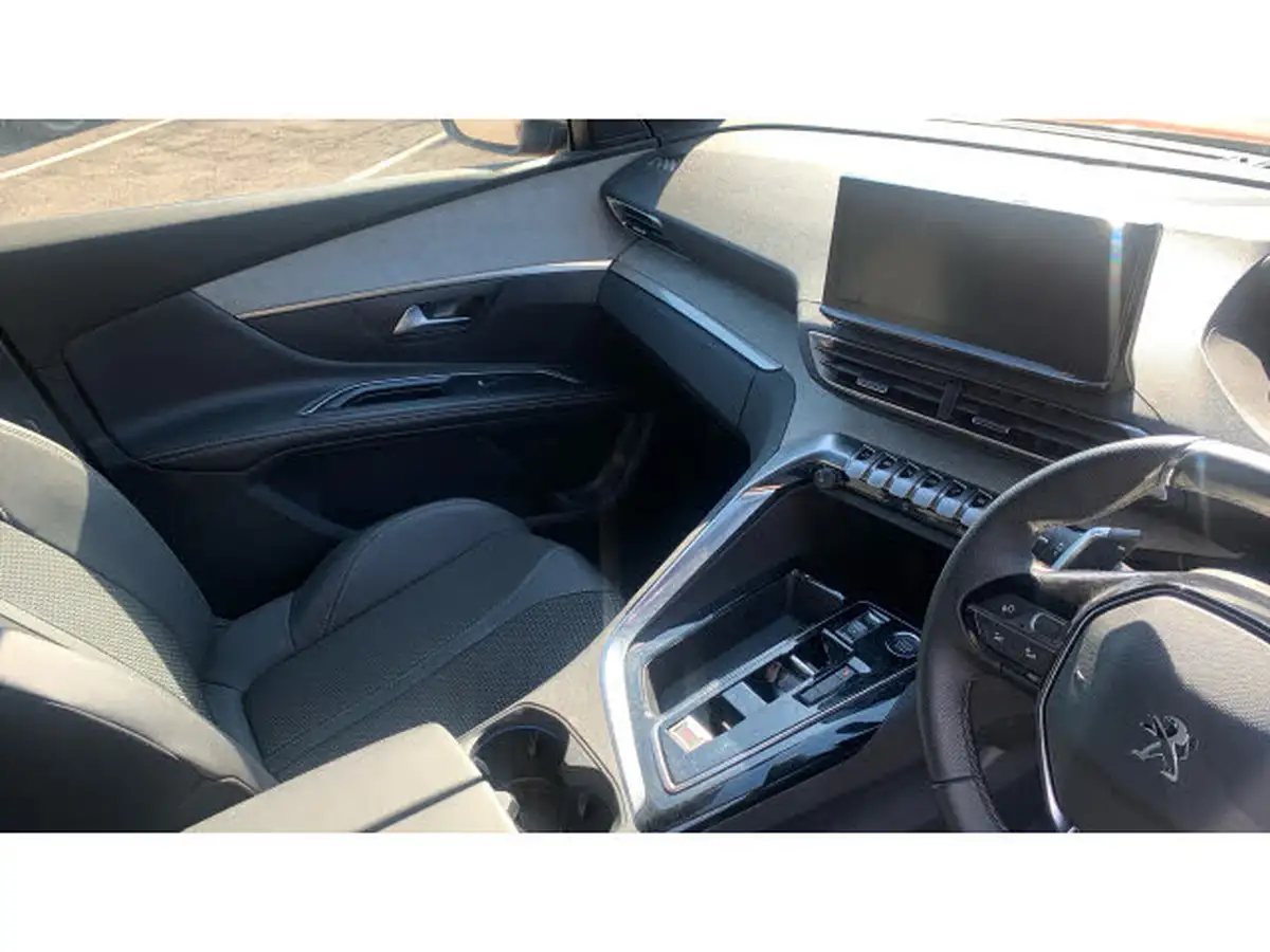 2024-peugeot-5008-suv-12-gt-134bhp-big-13
