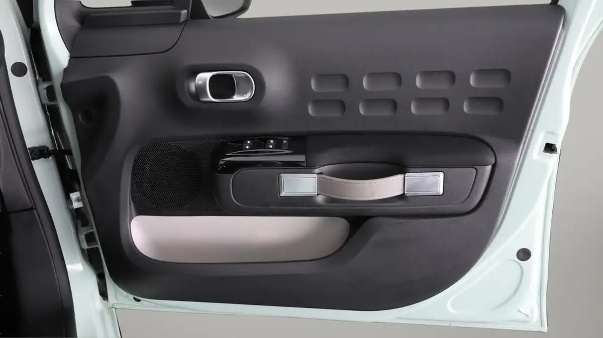 2019-citroen-c3-12-puretech-feel-82ps-ss-big-19