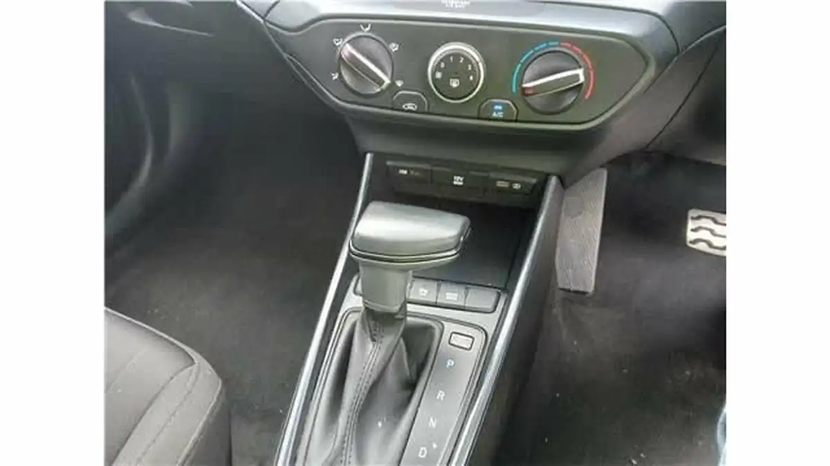2023-hyundai-bayon-10-t-gdi-se-connect-dct-big-17
