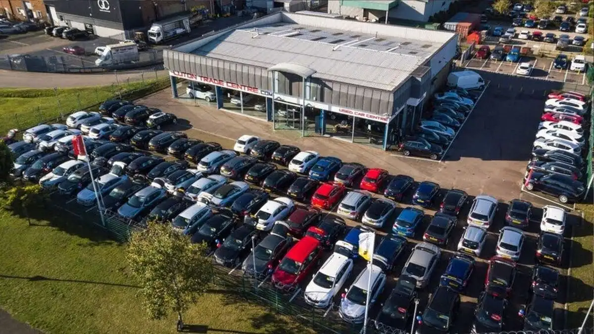 2019-land-rover-discovery-sport-20td4-landmark-big-23