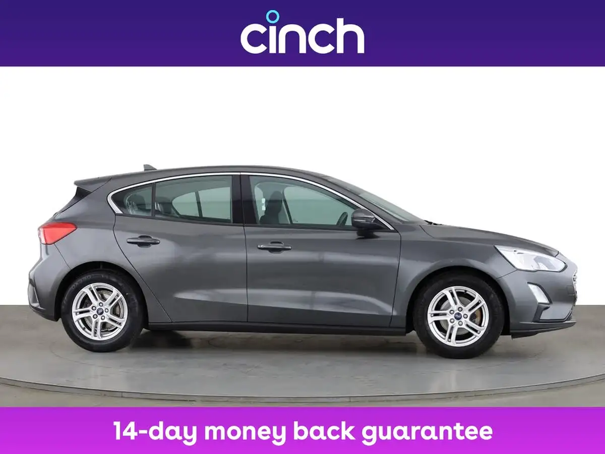 2018-ford-focus-10t-zetec-100ps-hatchback-big-10