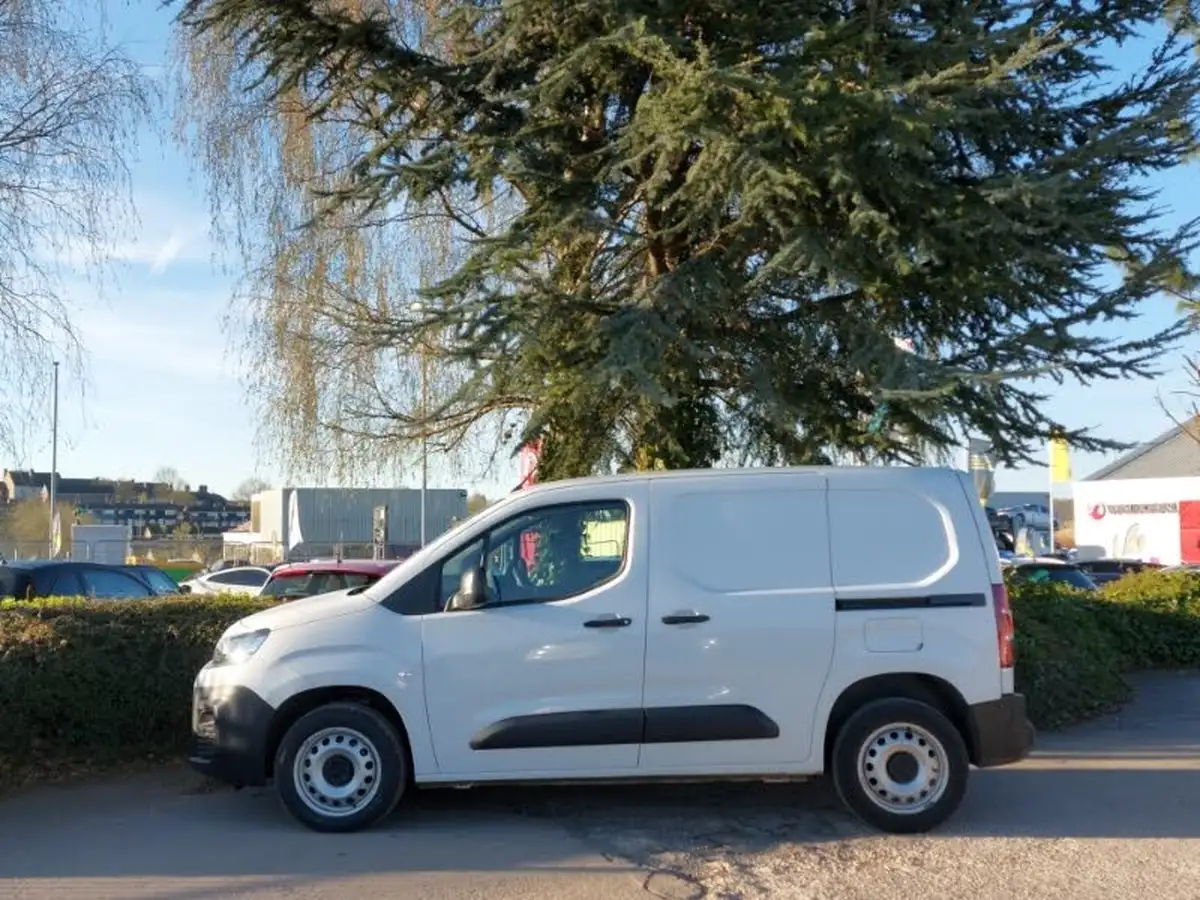 2023-citroen-berlingo-15-bluehdi-1000-enterprise-edition-100pseu6d-big-3