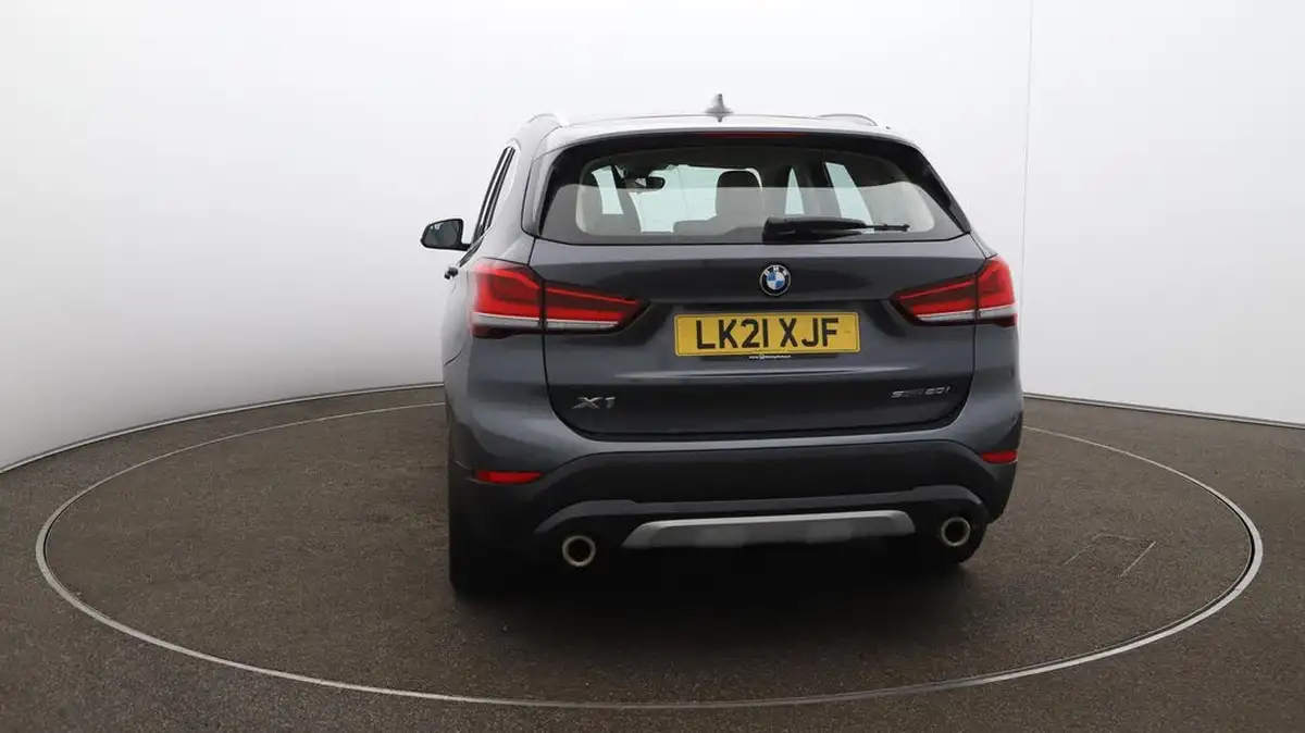 2020-bmw-x1-20-sdrive-20i-xline-big-59