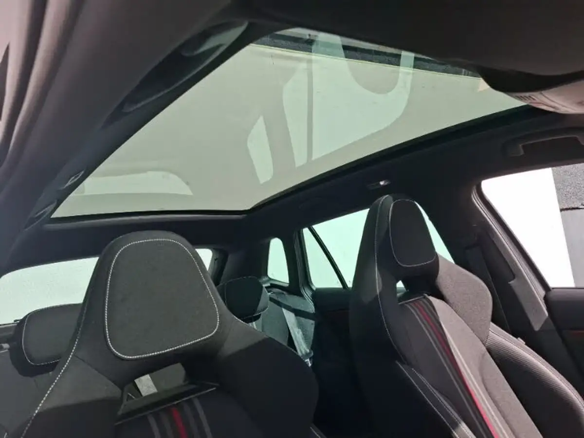 2024-skoda-kamiq-10-tsi-monte-carlo-116ps-big-17