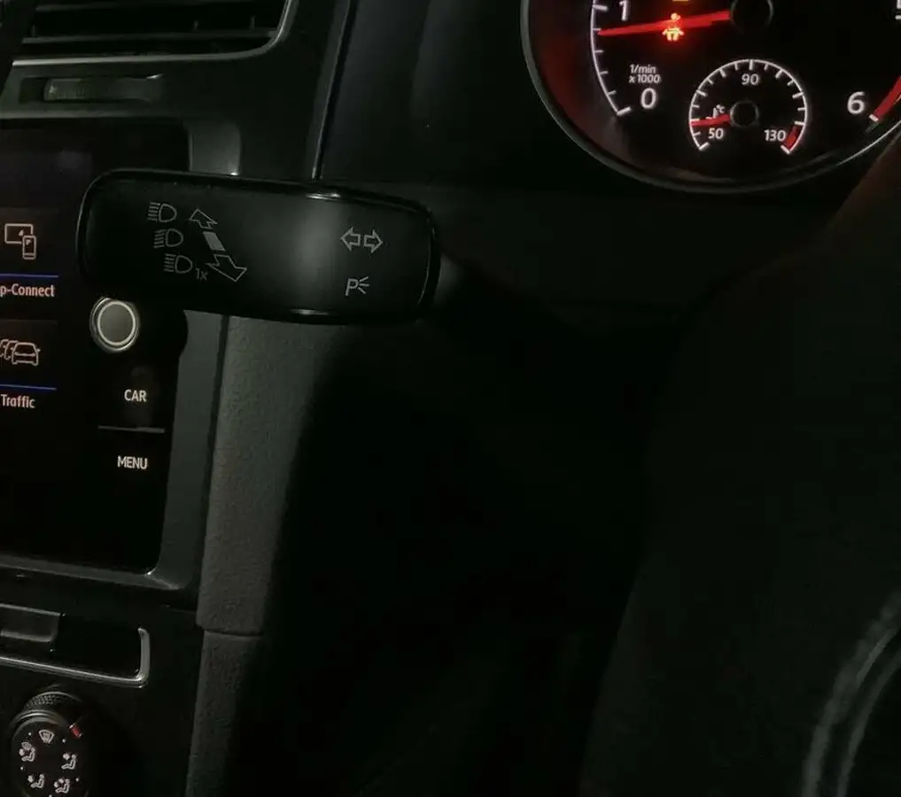 2019-volkswagen-golf-16tdi-match-hatchback-5d-dsg-big-19