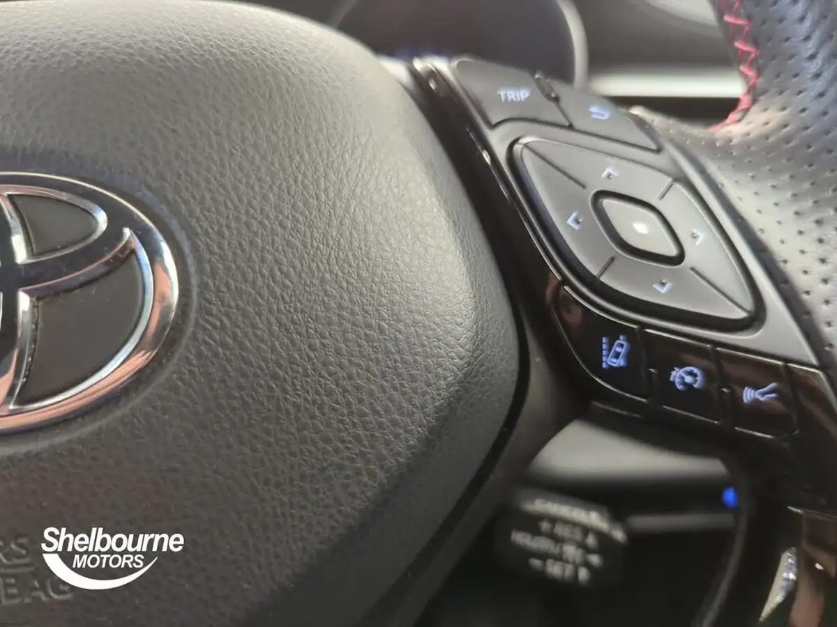 2022-toyota-c-hr-18-vvt-i-gr-sport-big-24