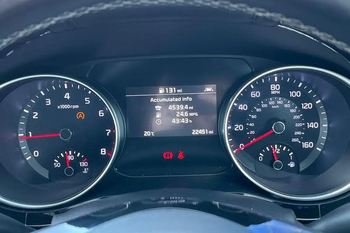 2020-kia-ceed-10-t-gdi-gt-line-big-12