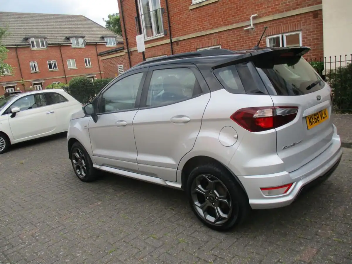 2018-ford-ecosport-10t-st-line-125ps-big-14