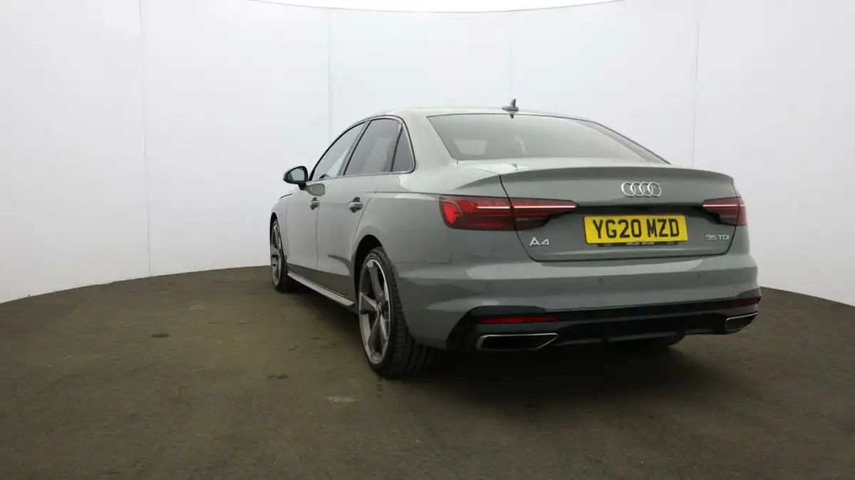 2020-audi-a4-20-35-tdi-black-edition-big-32