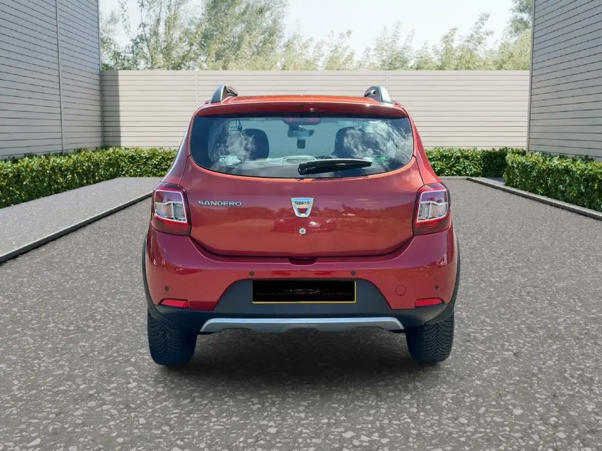 2014-dacia-sandero-stepway-15d-laureate-big-5