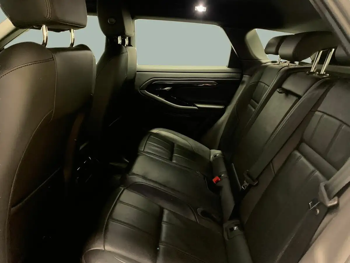 2022-land-rover-range-rover-evoque-15-p300e-r-dynamic-s-big-31