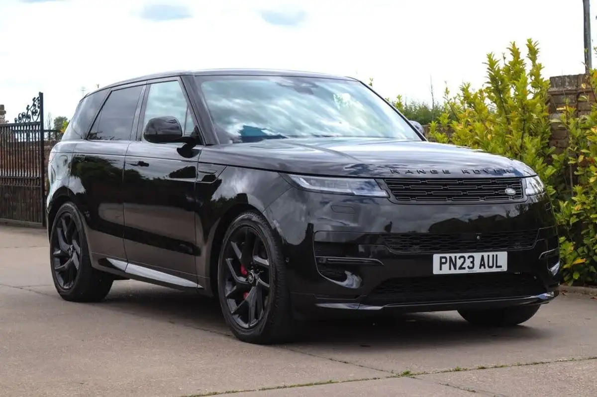 2023-land-rover-range-rover-sport-30-d300-dynamic-se-big-12