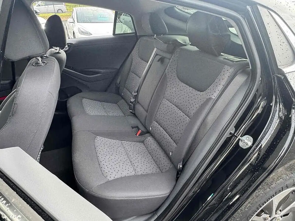 2019-hyundai-ioniq-e-premium-electric-88kw-big-28