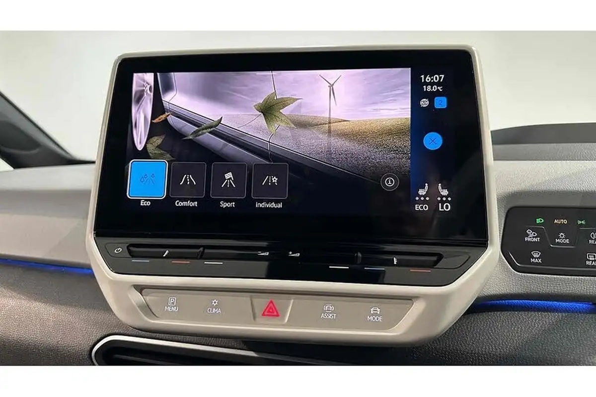 2021-volkswagen-id3-e-tour-big-41