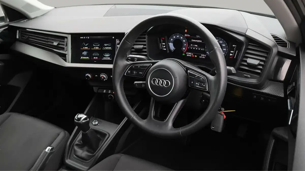 2022-audi-a1-10-25-tfsi-technik-big-9