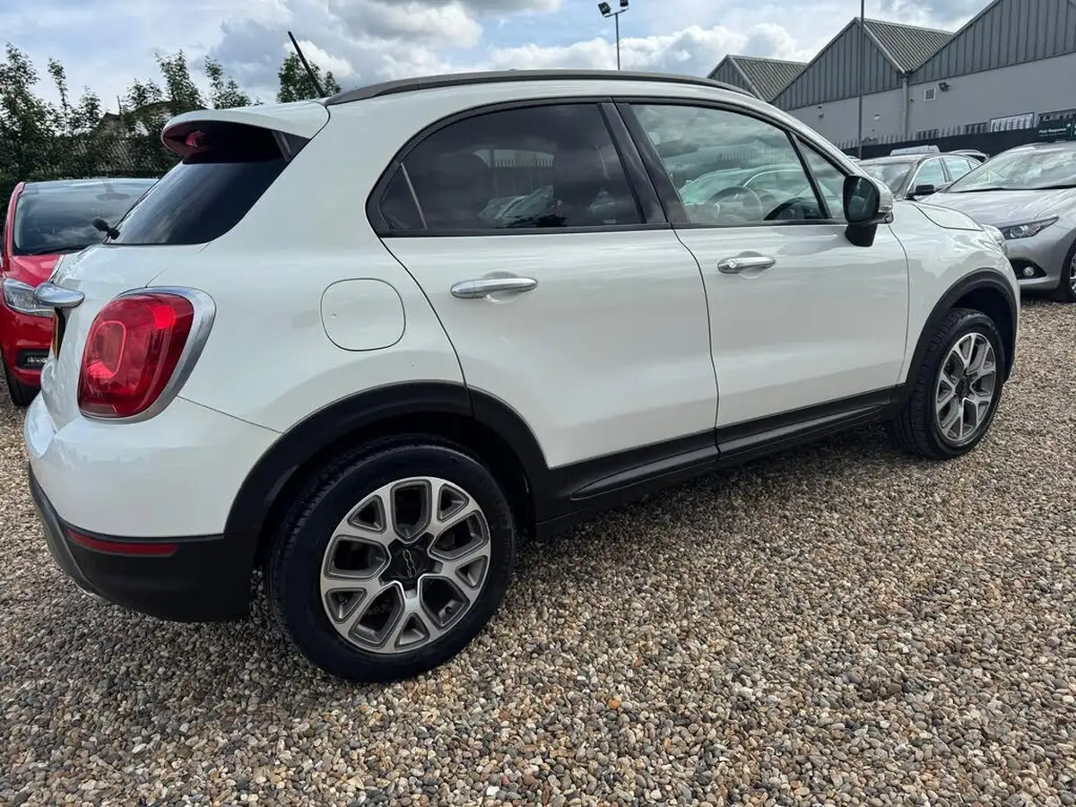 2016-fiat-500x-14-multiair-cross-140bhp-ddct-big-44