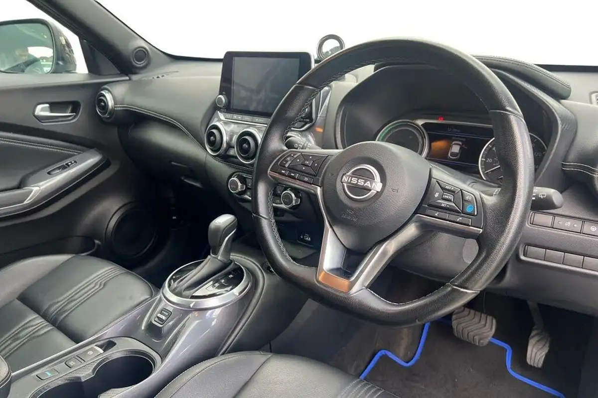 2022-nissan-juke-16-hybrid-tekna-big-8