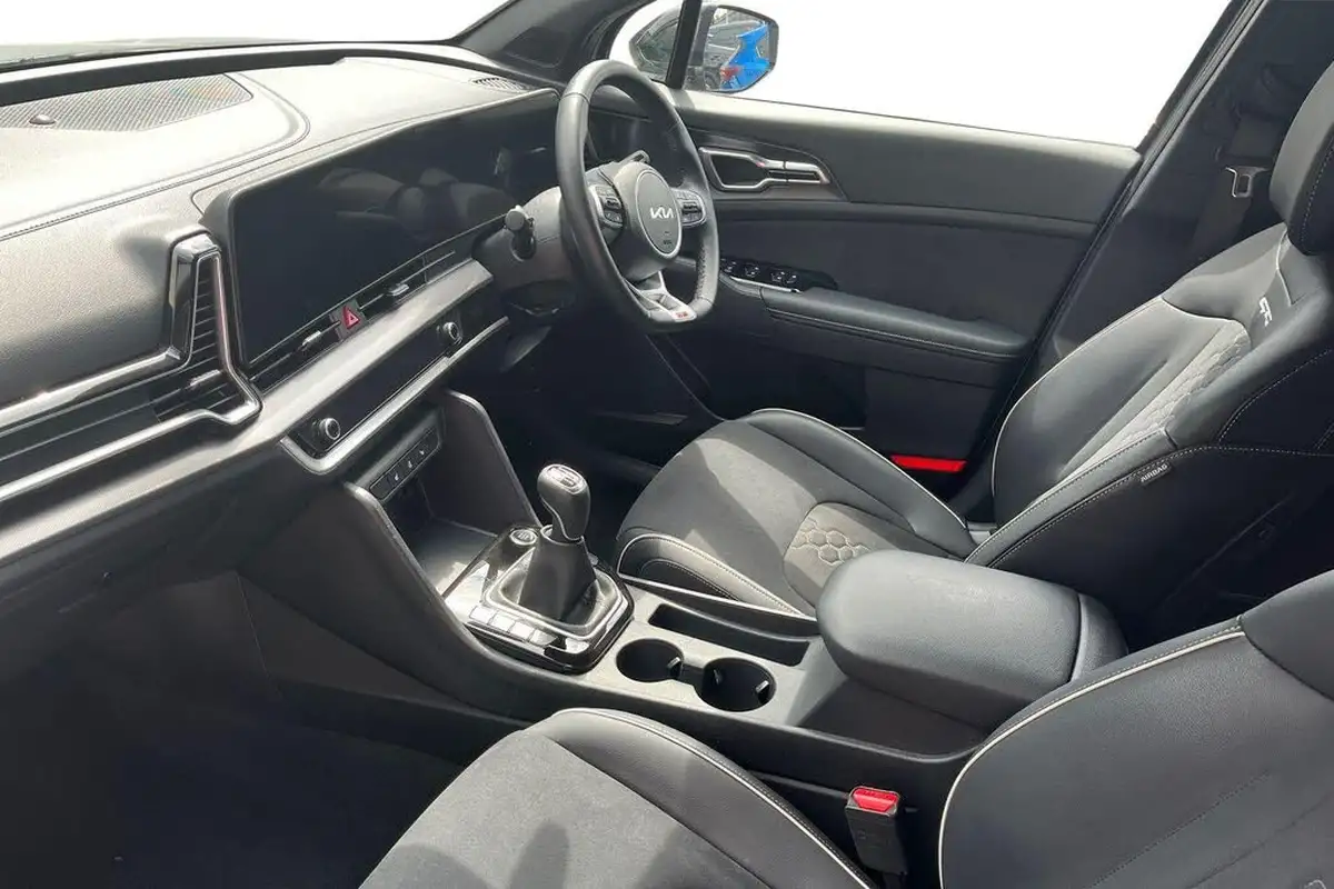 2024-kia-sportage-16-t-gdi-gt-line-148bhp-big-29