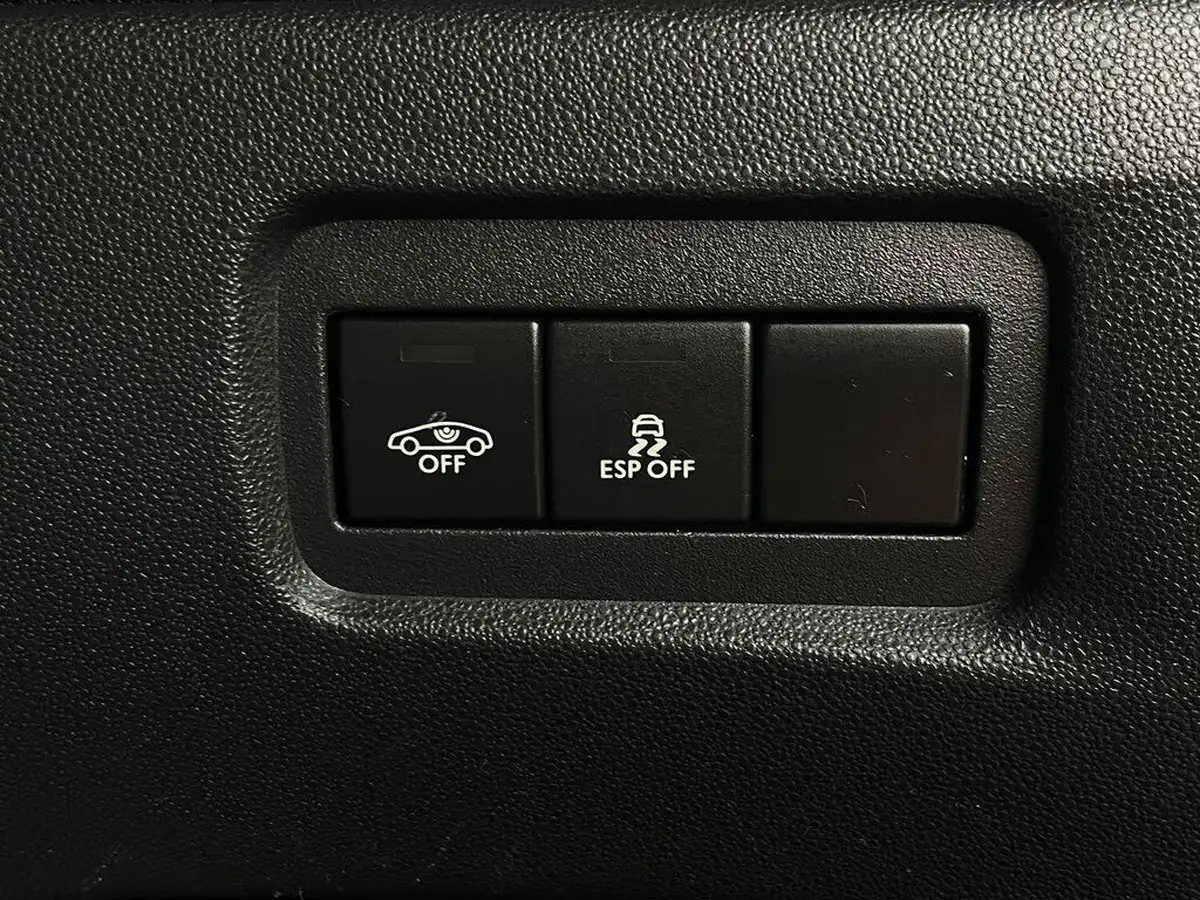 2012-citroen-ds3-16-dsport-plus-thp-155ps-big-47