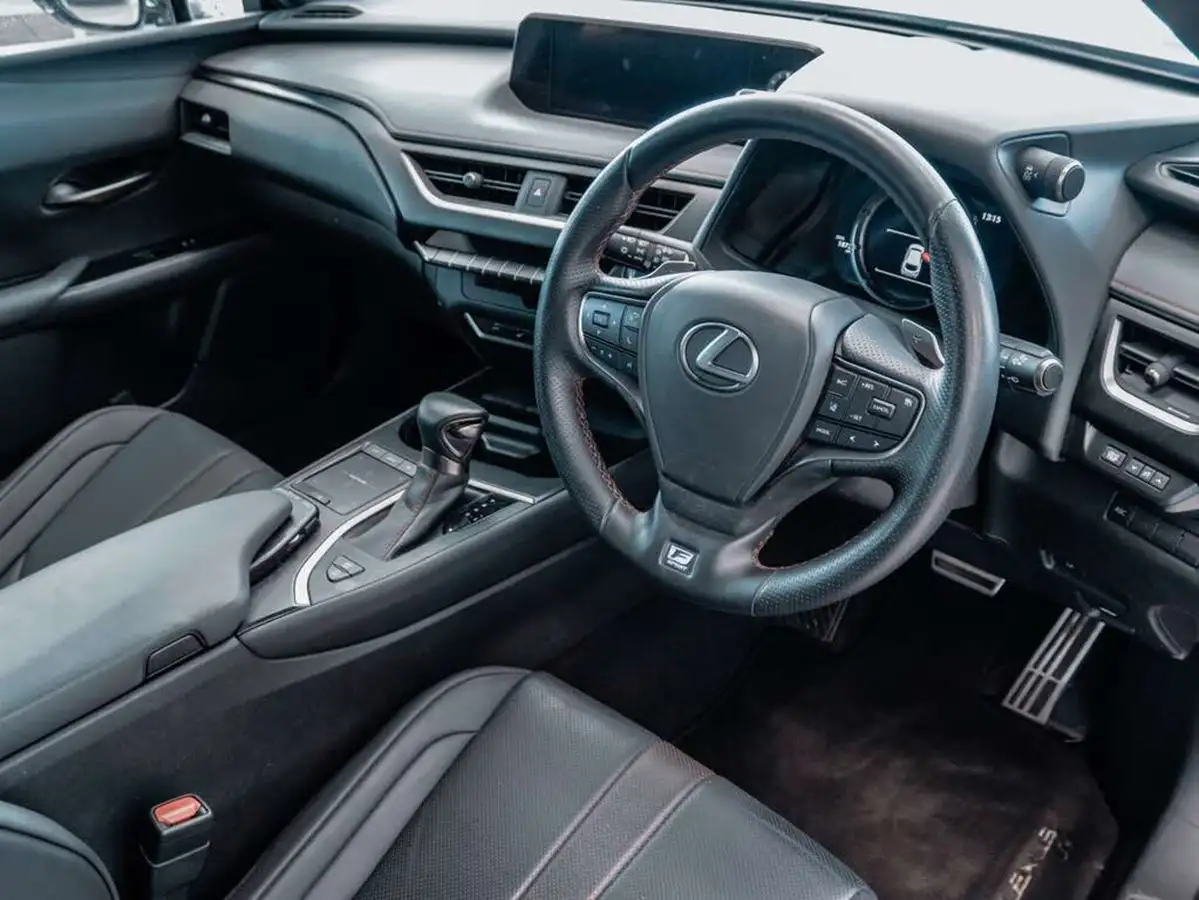 2022-lexus-ux-250h-20-f-sport-premium-plus-pack-big-8