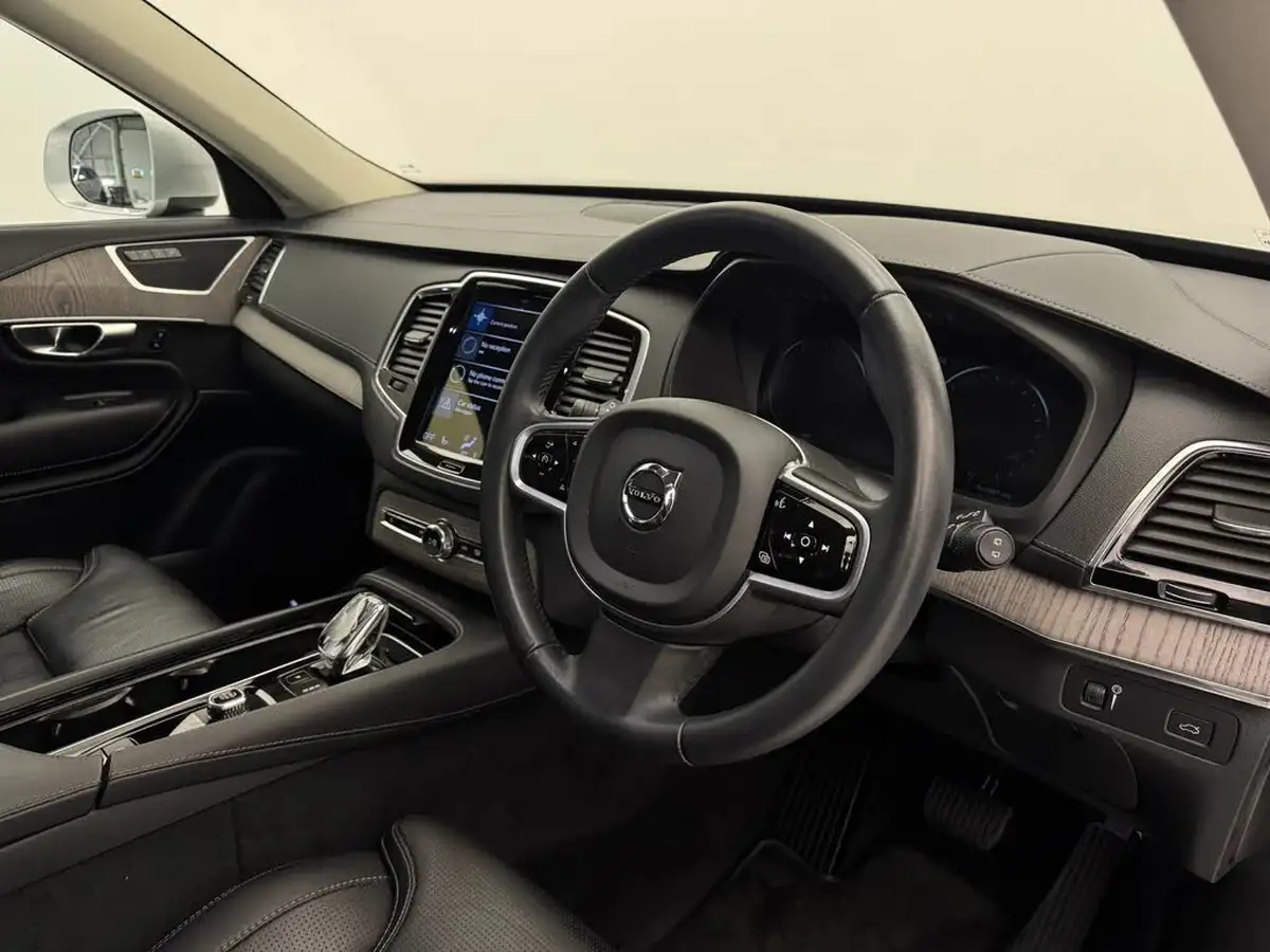 2021-volvo-xc90-20-b5-inscription-big-25