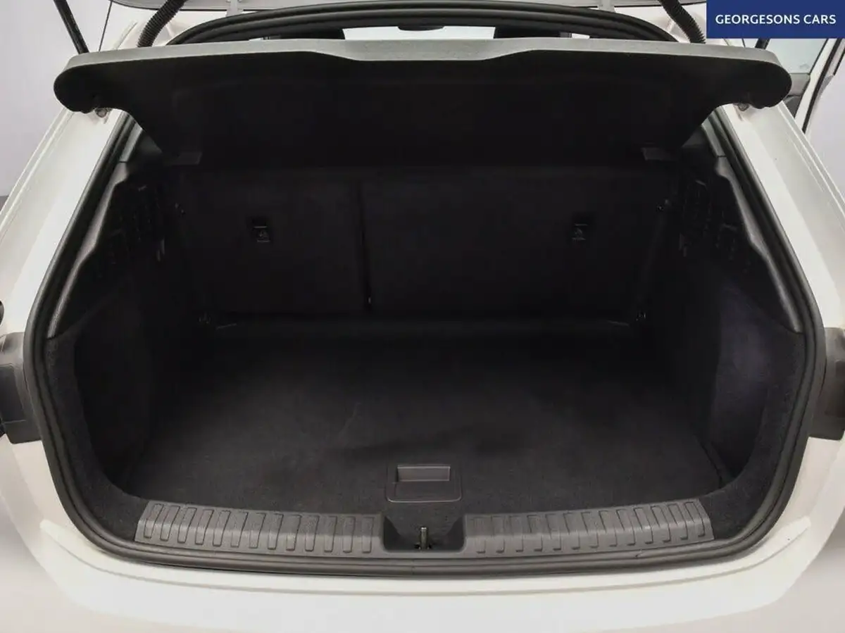 2022-audi-a3-10-30-tfsi-technik-big-18