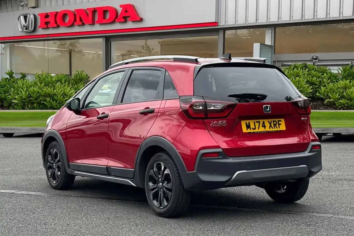 2024-honda-jazz-15-i-mmd-crosstar-advance-big-1