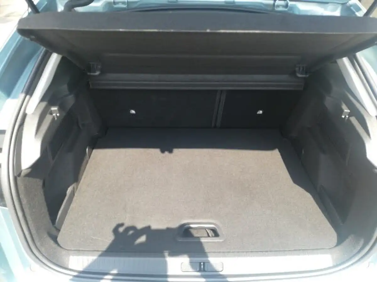 2022-citroen-c4-12-puretech-shine-130ps-big-7