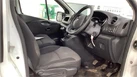 2021-renault-trafic-20dci-ll30-energy-120-business-panel-small-4