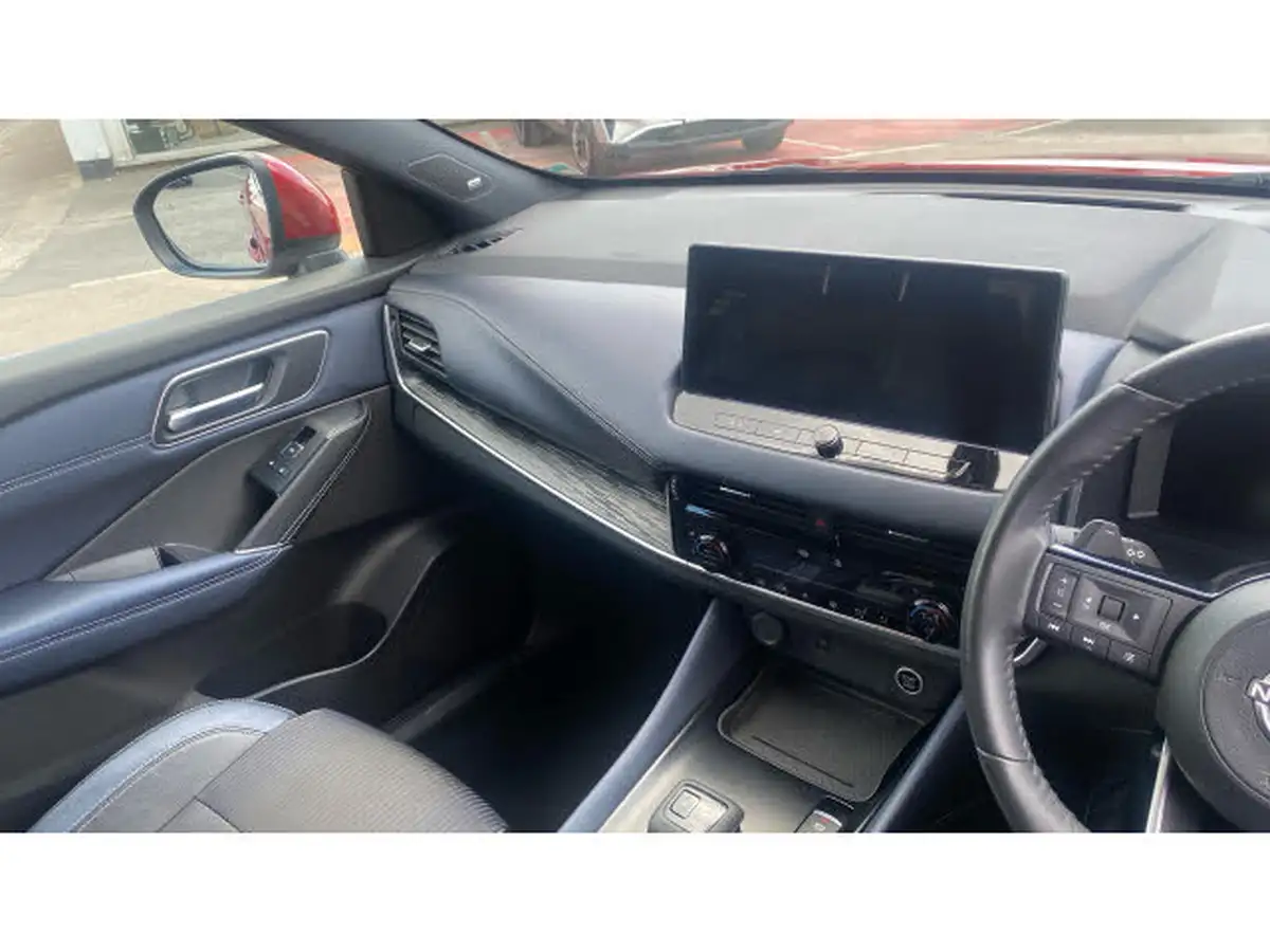 2022-nissan-qashqai-13-dig-t-tekna-158ps-xtronic-big-13